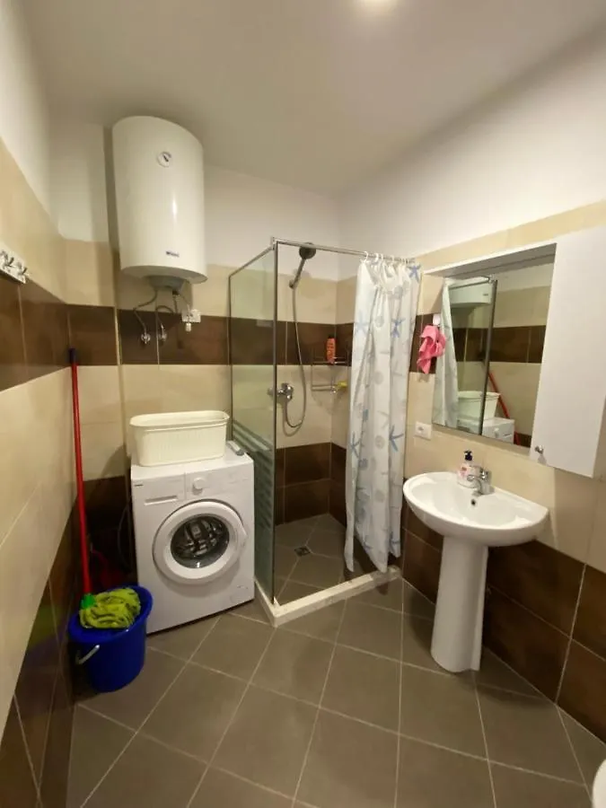 Seaside Sol Apartaments Шенджин